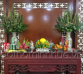 Bàn thờ gia tiên nhà Chị Trọng - Thị trấn Lim, Tiên Du, Bắc Ninh