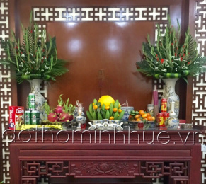 Bàn thờ gia tiên nhà Chị Trọng - Thị trấn Lim, Tiên Du, Bắc Ninh