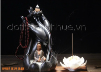 Xông trầm thác khói