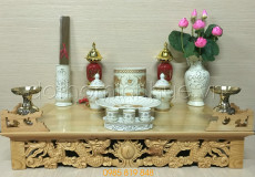 Ban thờ treo 81 - Vàng kim