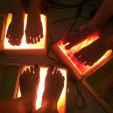 Đèn đá muối Massage chân